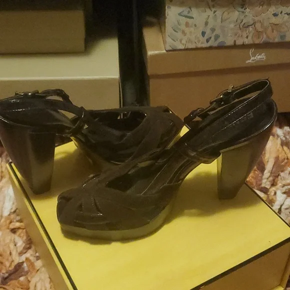 Fendi Heels Brown NEW - Picture 9 of 15